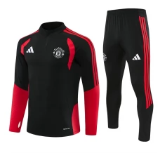 Manchester United Trenirka 2026/27 - 1-4 Zip Crna Crvena Manchester United Trenirka 2026/27 - 1-4 Zip Crna Crvena