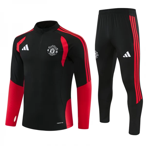 Manchester United Trenirka Dječji 2026/27 - 1-4 Zip Crna Crvena Manchester United Trenirka Dječji 2026/27 - 1-4 Zip Crna Crvena