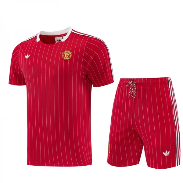 Manchester United Trenirka(Dres+Shorts) 2026/27 Crvena Manchester United Trenirka(Dres+Shorts) 2026/27 Crvena